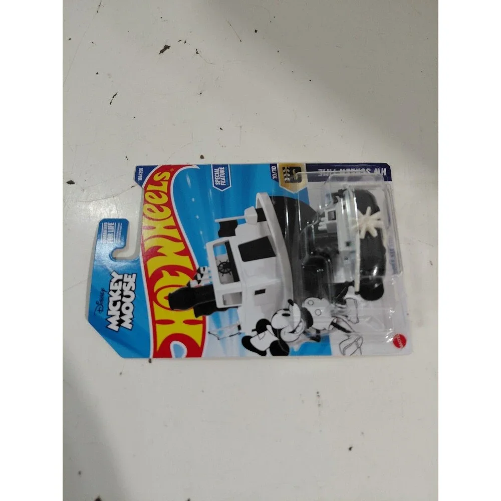 NIP Hot Wheels Screen Time 1:64 Die Cast Disney Mickey Mouse Steamboat